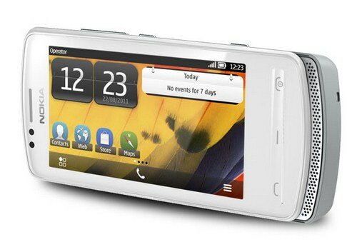 Nokia presenta tres nuevos smartphones con Symbian Belle