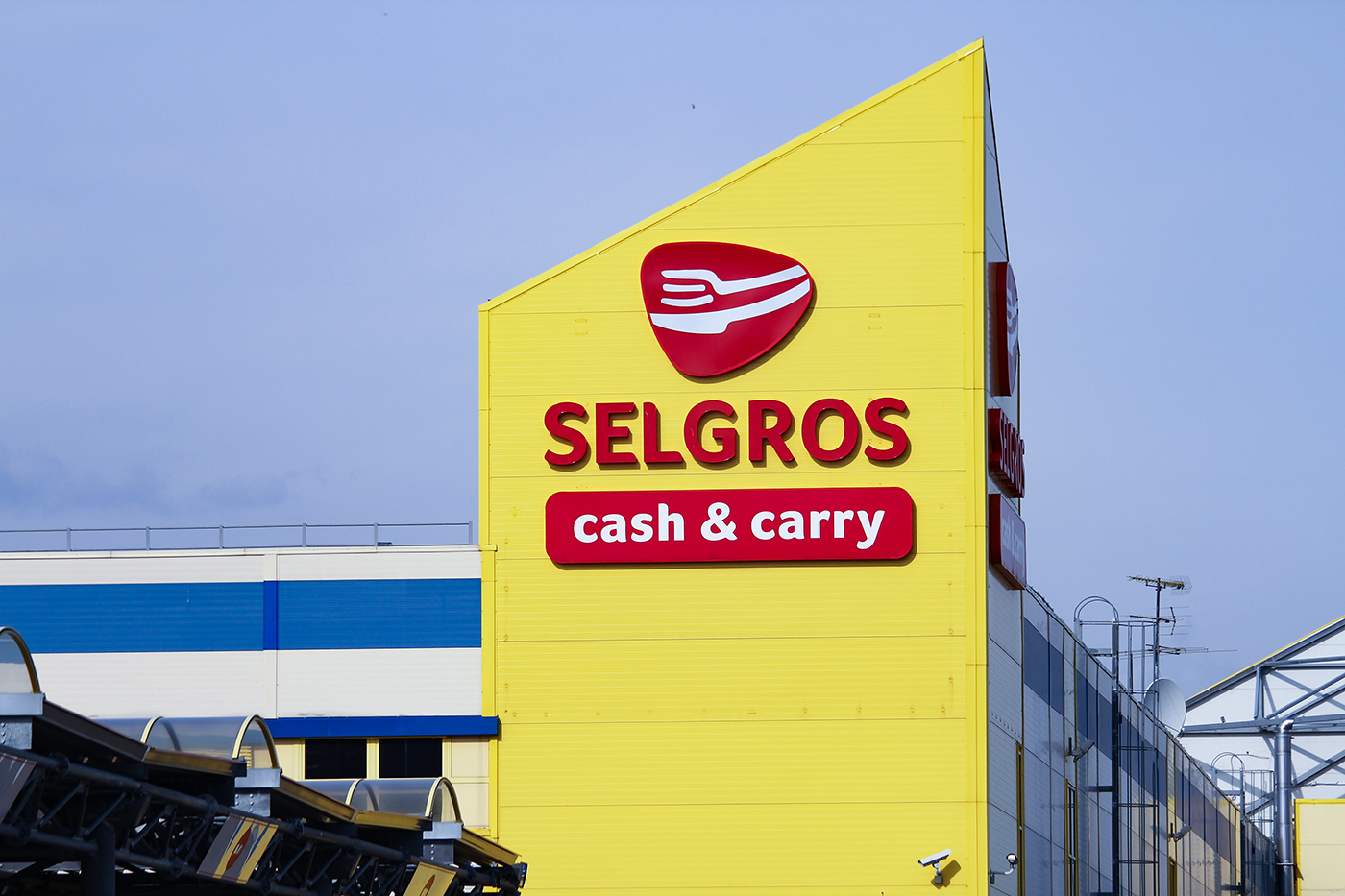 Selgros pozazdrościł innym promocji. Google Chromecast w rekordowej cenie