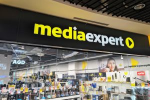 El experto en medios se volvió loco. Eran 3.199 PLN y ahora son 999 PLN.
