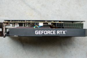 NVIDIA renuncia a su nueva tarjeta más barata. Los socios se pierden en la niebla