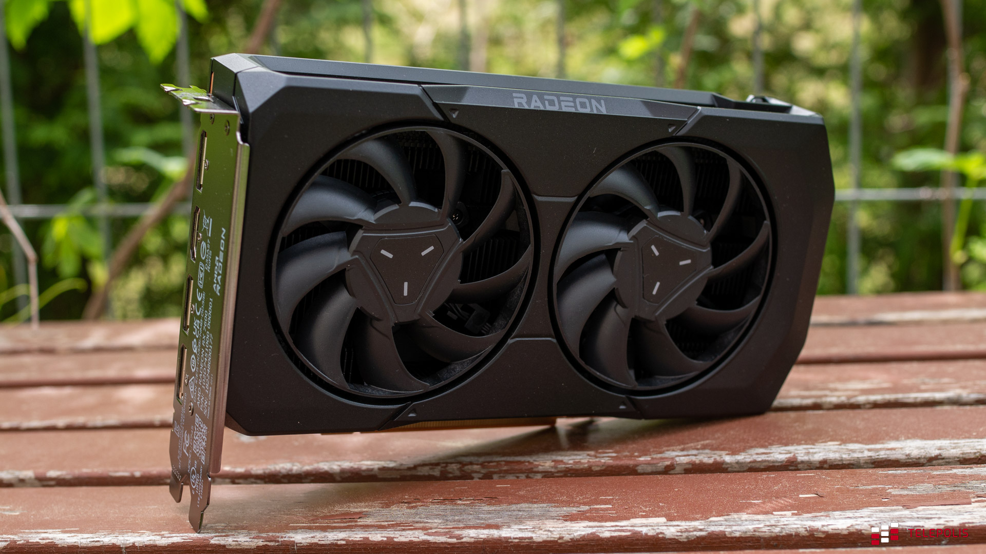 Nowe procesory AMD nie wspierają w pełni... kart graficznych AMD