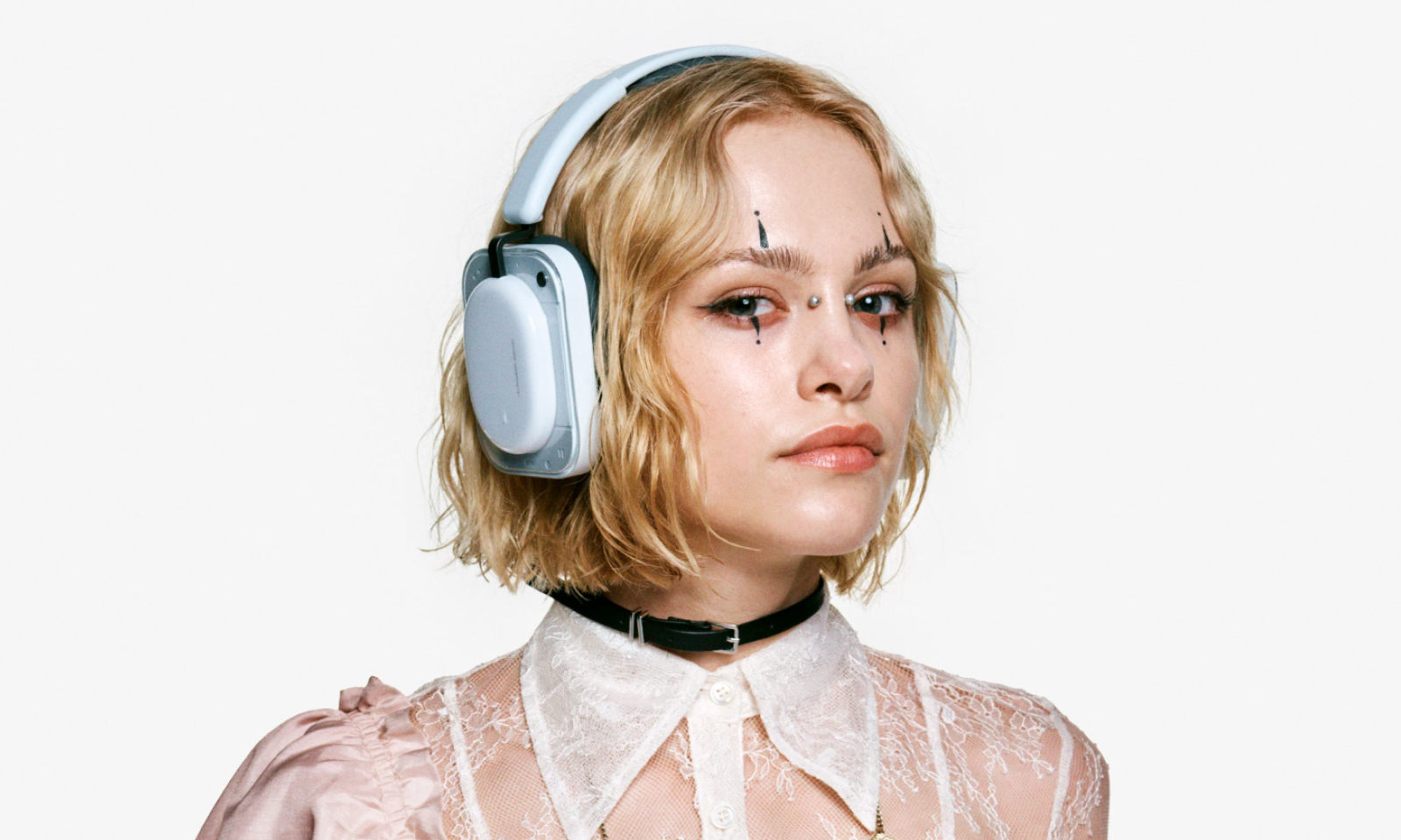 Nothing Headphone (a) to aż 135 godzin słuchania. Jest LDAC i ANC