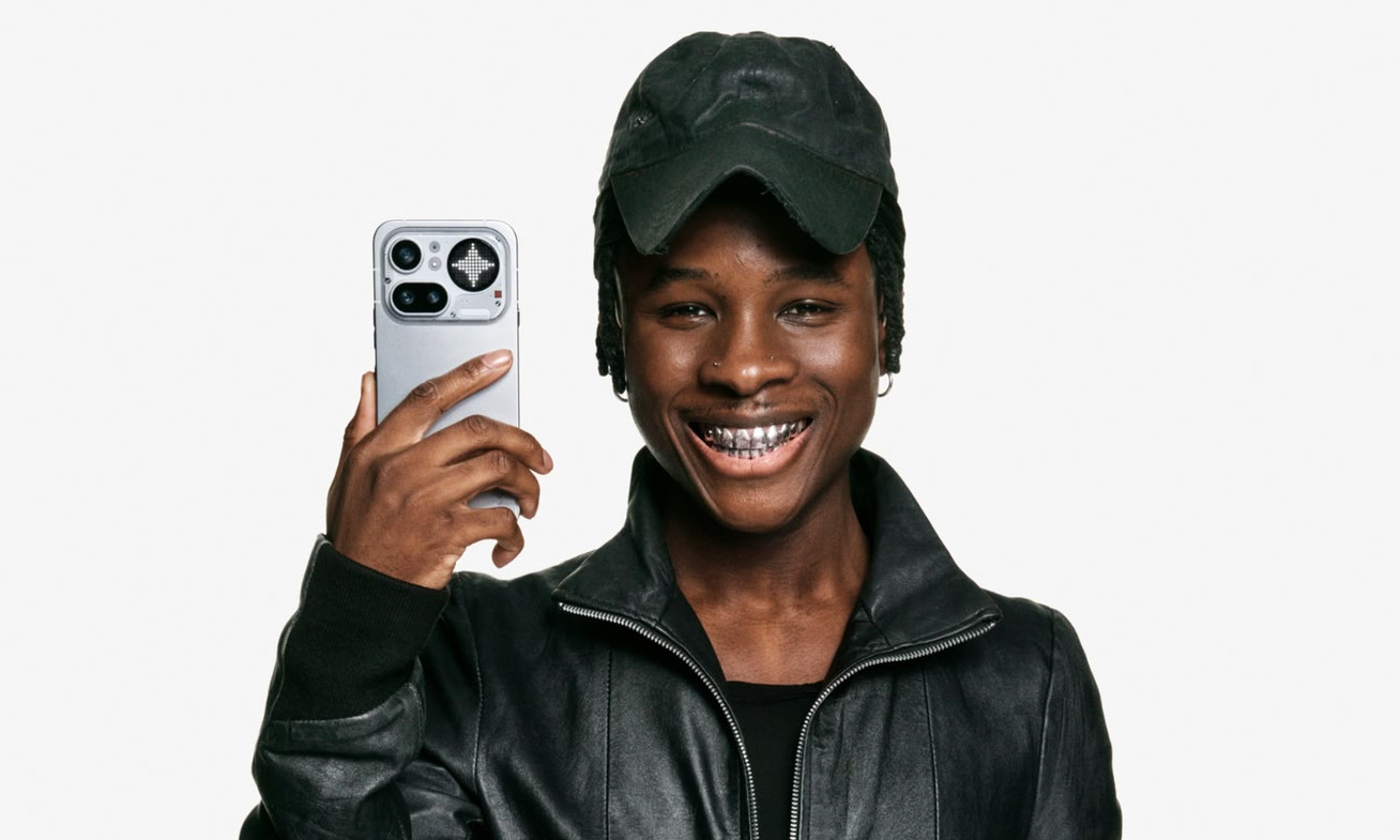 Ha llegado el nuevo Nothing Phone (4a) Pro. No será mejor en 2026