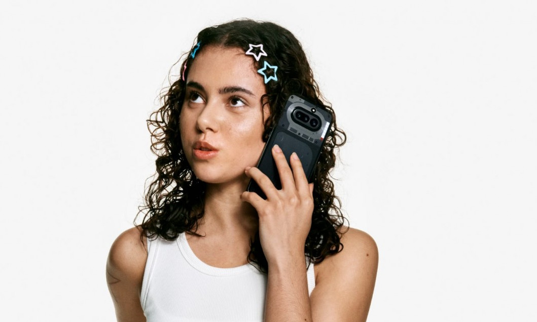 Ha llegado el nuevo Nothing Phone (4a) Pro. No será mejor en 2026