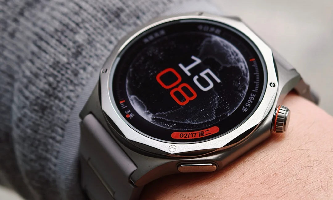 Así se verá el OnePlus Watch 4. Tiene caja de titanio