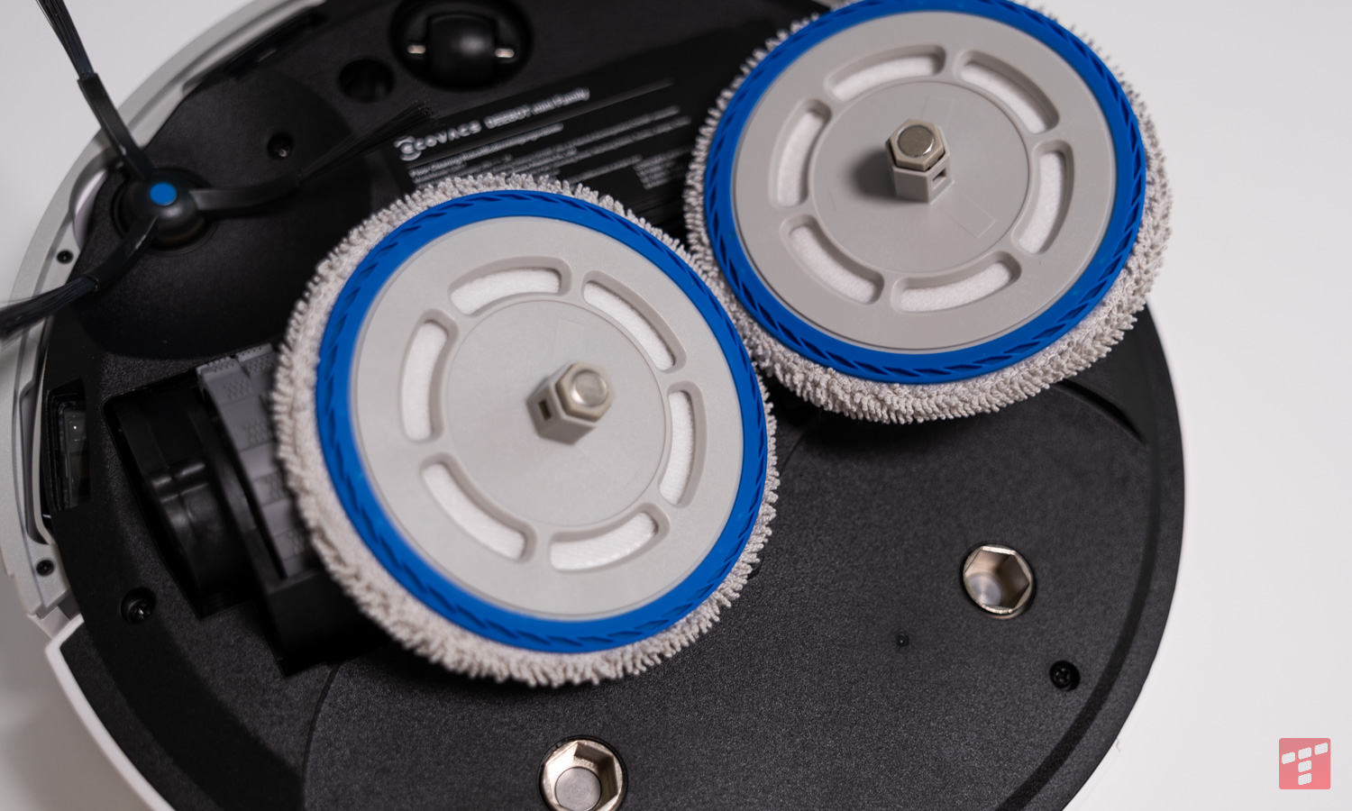 Ecovacs Deebot Mini - robot de limpieza para apartamentos pequeños (prueba)