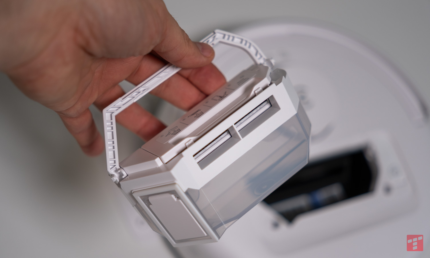 Ecovacs Deebot Mini - robot de limpieza para apartamentos pequeños (prueba)