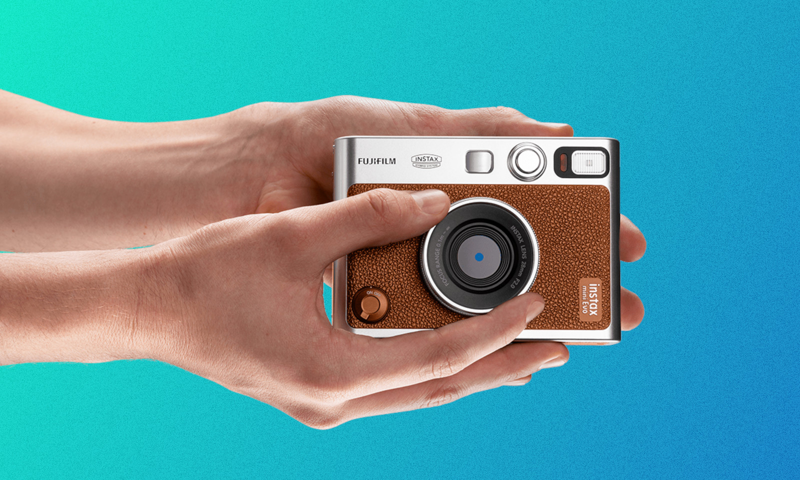 ¿Estás aburrido de las fotos desde tu teléfono? Tres razones para comprar Instax Evo