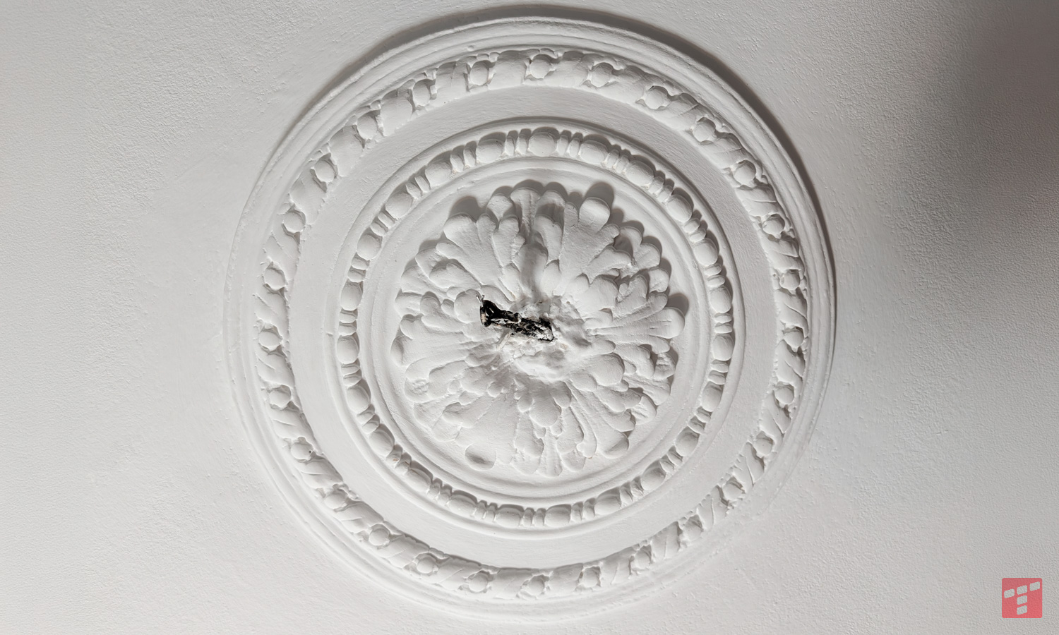 Datura es la reina de la iluminación de techo. Philips Hue los hace inteligentes