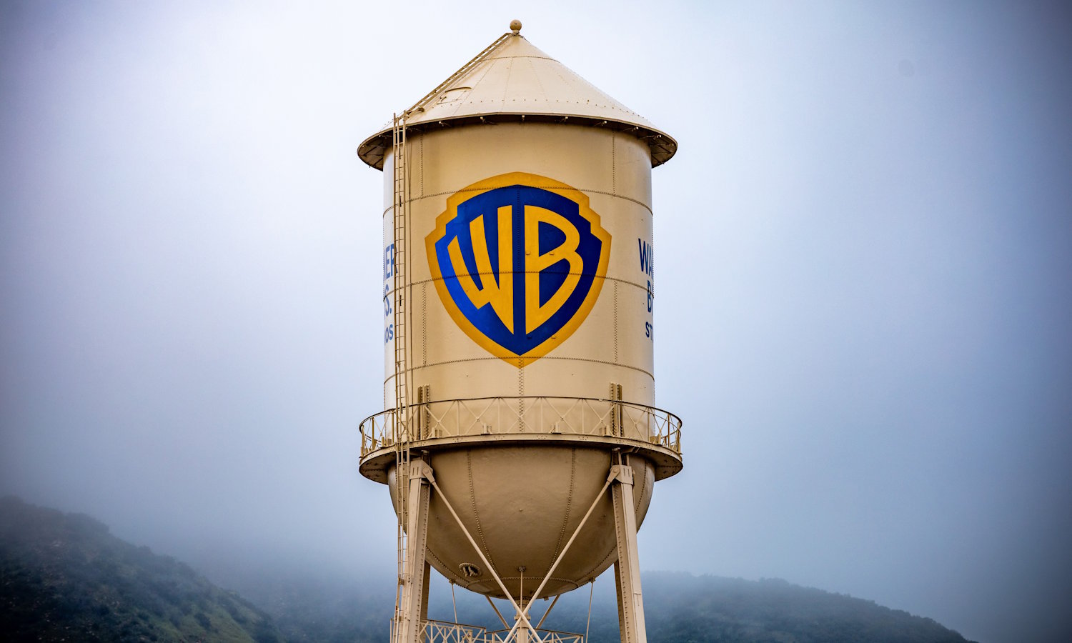Paramount ma problem. Chcą zablokować przejęcie Warner Bros.