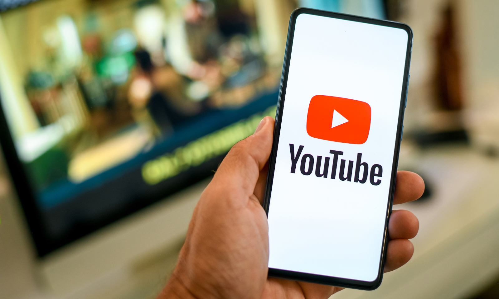 YouTube wypowiada wojnę deepfake