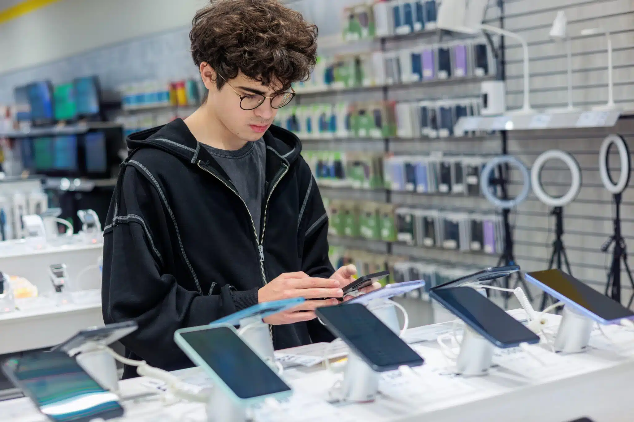 La flambée des composants mémoire pourrait rendre les smartphones d