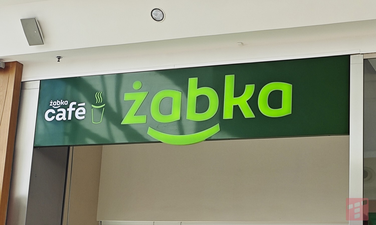 Żabka szykuje przełom z PKO BP. Zakupy zrobisz na krechę