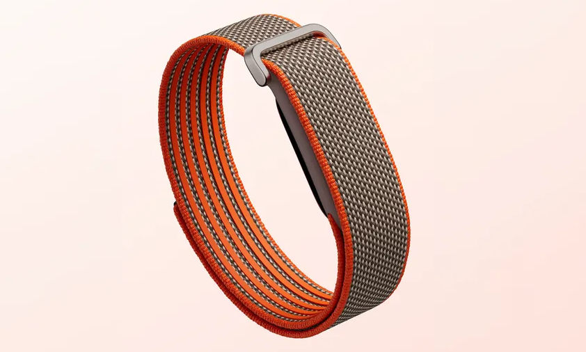Google Fitbit Air oficialmente. Un producto nuevo y brillante que no se puede comprar en Polonia.