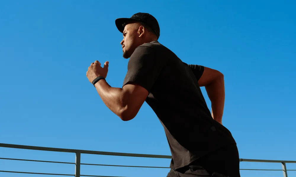 Google Fitbit Air oficialmente. Un producto nuevo y brillante que no se puede comprar en Polonia.