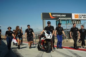 Quizás no sea Izera, pero aún así es genial. Los polacos construyen una motocicleta eléctrica
