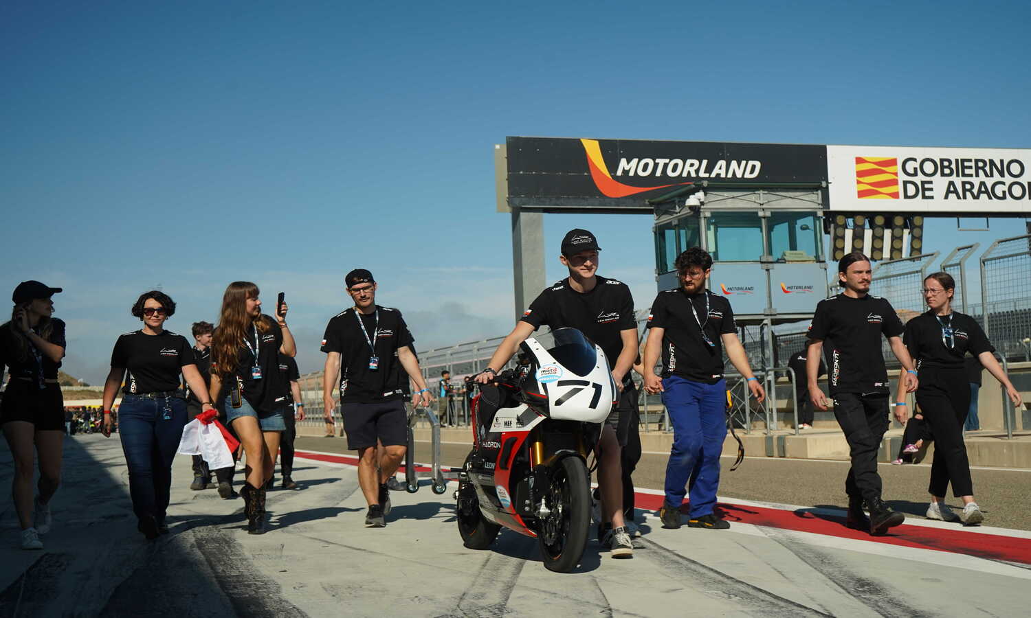 Może nie Izera, ale też sztos. Polacy budują elektryczny motocykl