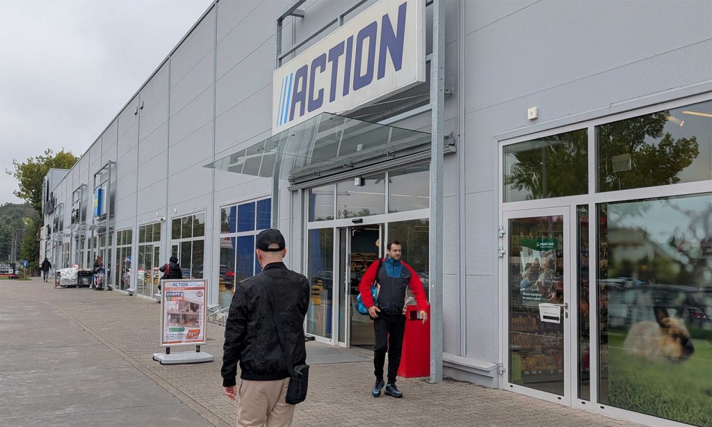 W Action tylko 30,95 zł. Taki Anker to 110 zł, Apple ponad 300 zł