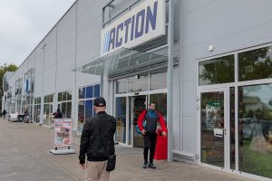 En Action sólo 30,95 PLN. Anker cuesta 110 PLN, Apple cuesta más de 300 PLN