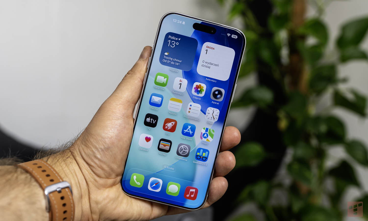 Nowy iPhone zablokuje telekomy. Nadchodzi ważna zmiana