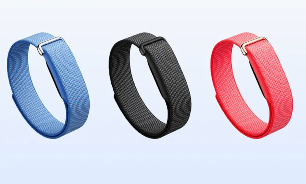 Google Fitbit Air oficialmente. Un producto nuevo y brillante que no se puede comprar en Polonia.