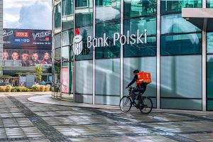 PKO Bank Polski no tiene buenas noticias. «Realizar pagos anticipadamente»