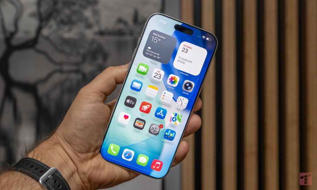 Zainstaluj iOS 26.5.1. Apple naprawia ładowanie w iPhone