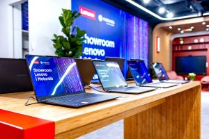 Lenovo cede hasta 2.000 PLN. Ha comenzado una nueva promoción de cashback