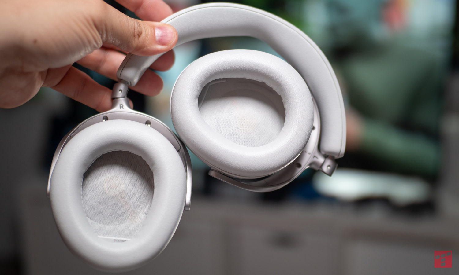 Prueba Beyerdynamic Aventho 300. Estaba buscando unos auriculares como este.