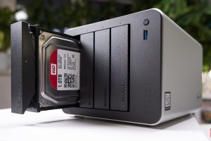 TerraMaster F4-425 Pro finalmente está a la venta. NAS con OpenClaw