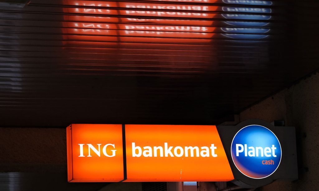 ING Bank Śląski ostrzega. Nie wypłacisz pieniędzy z bankomatu
