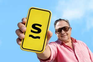 Detenga a los vendedores telefónicos. Saily lanza un nuevo producto brillante