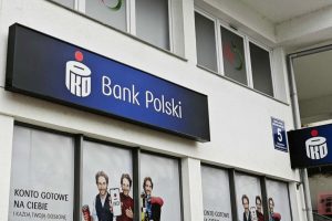 La Oficina de Competencia y Protección del Consumidor está examinando más de cerca a los bancos más grandes de Polonia. Llamados al cambio