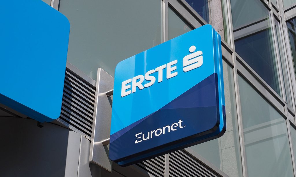 Erste Bank Polska właśnie ogłosił. Klientów czekają 3 ciężkie dni