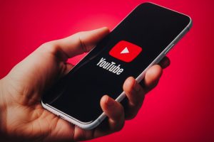 YouTube presenta mensajería interna. es inusual