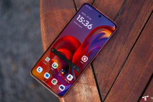 Motorola ingresa a la eSIM. Comienza con 1 GB para todo el mundo.