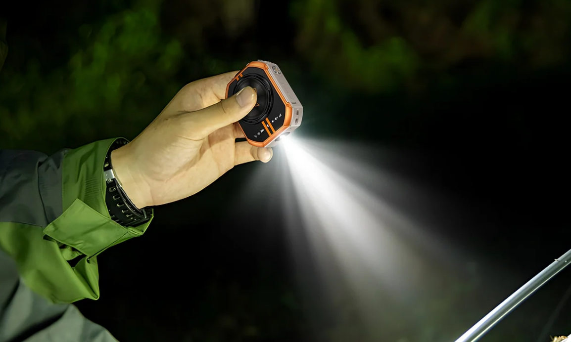 La novedad blindada de Ulefone. Este dispositivo sustituirá a los tradicionales walkie-talkies