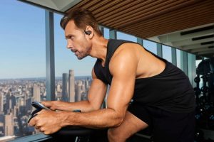 Auriculares para deportistas. Más de 1.000 PLN, pero tienen una función difícil de encontrar en la competencia.