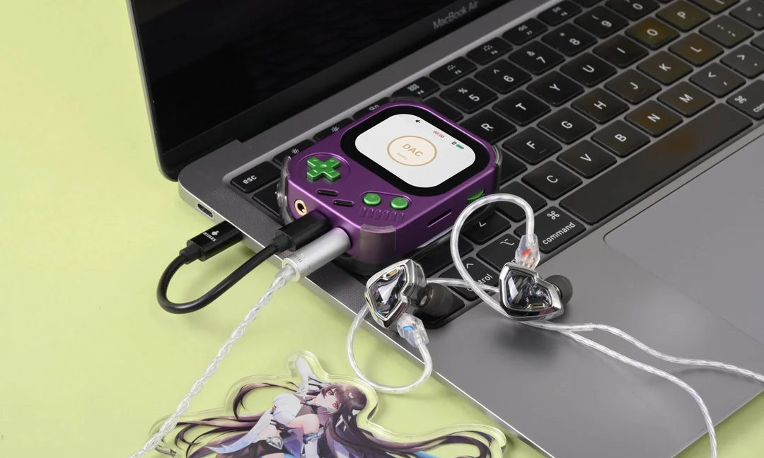 Parece una consola icónica de los años 90 y funciona como un equipo Hi-Fi moderno.