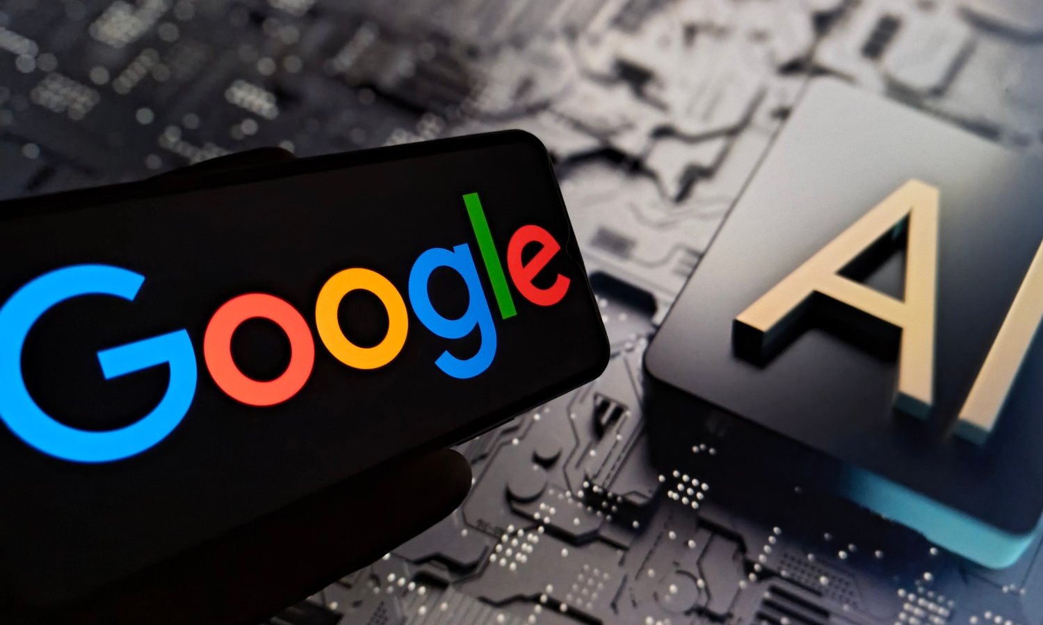 Terremoto en teléfonos inteligentes. La UE ataca sin piedad el monopolio de Google