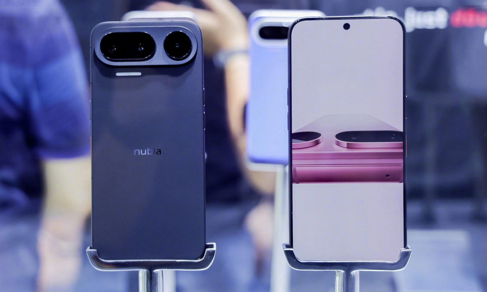 Nubia NaviX Ultra pokazała przyszłość. Tak działa smartfon zarządzany przez agenta AI