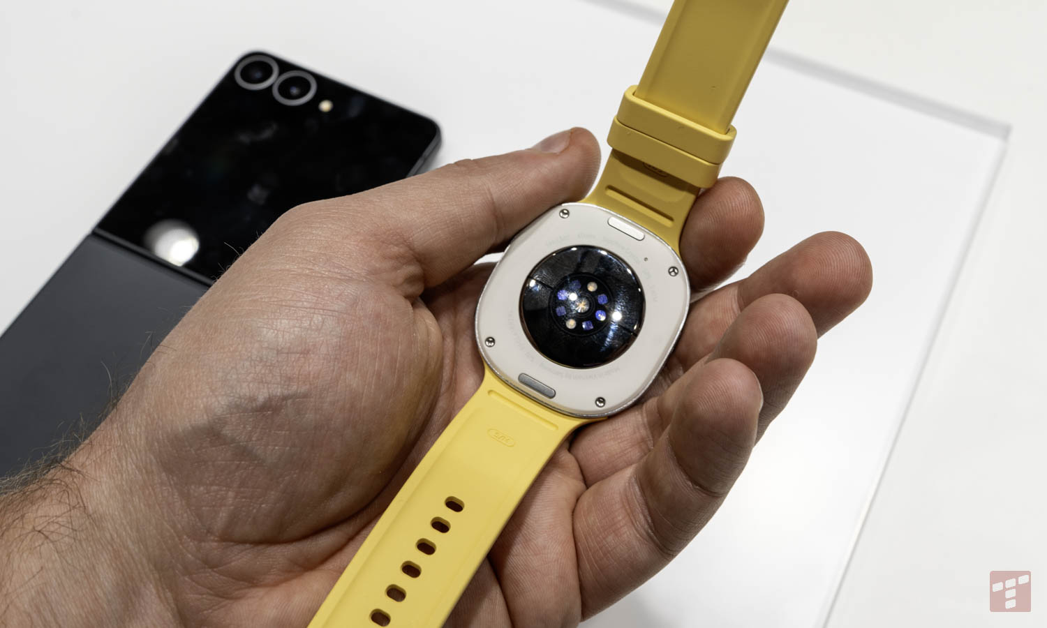 Samsung overclockea relojes. Galaxy Watch Ultra2 toca el primer violín