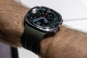 Samsung overclockea relojes. Galaxy Watch Ultra2 toca el primer violín