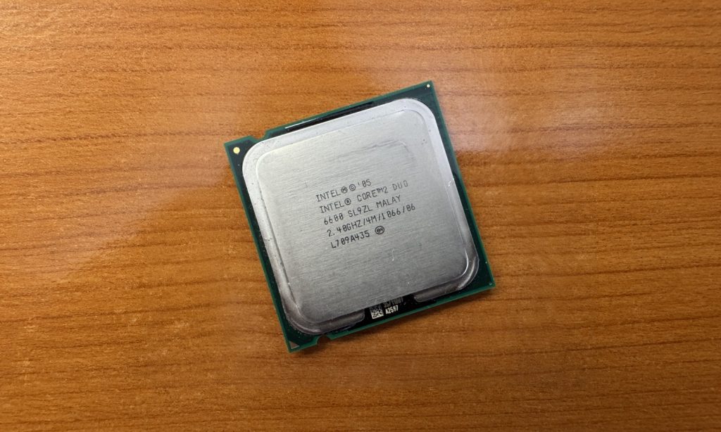 Ten procesor zmienił wszystko. Intel Core 2 Duo kończy 20 lat