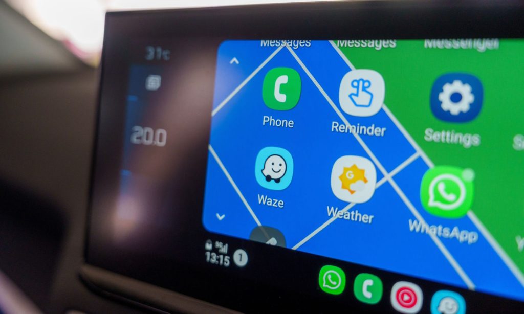 Android Auto irytuje kierowców. Mają powód