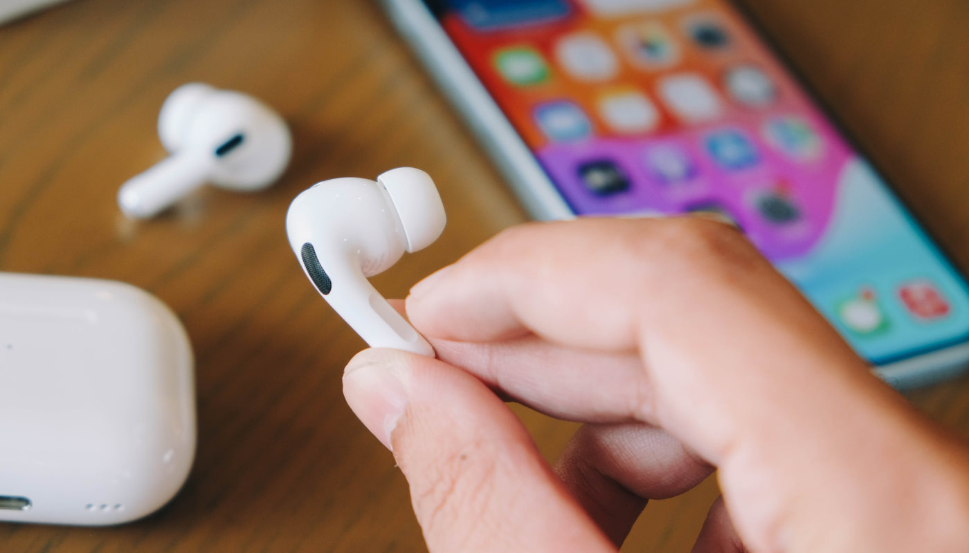 Apple znowu się potknęło. Przełomowe słuchawki trafiły do szuflady