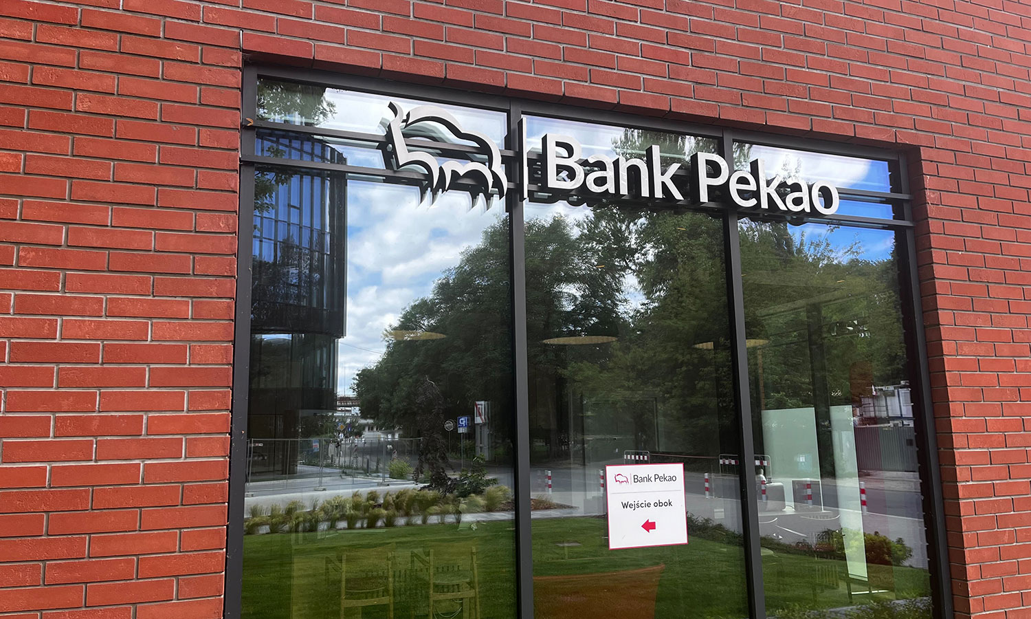 Bank Pekao znów rozdaje kasę. Taka promocja do 18 sierpnia 2026