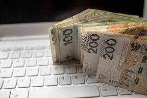 Estaba convencido de que lo había conseguido. Vio dinero en la cuenta.