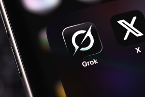 Grok 4.5 entra al mercado. Elon Musk quiere luchar con precio y rapidez
