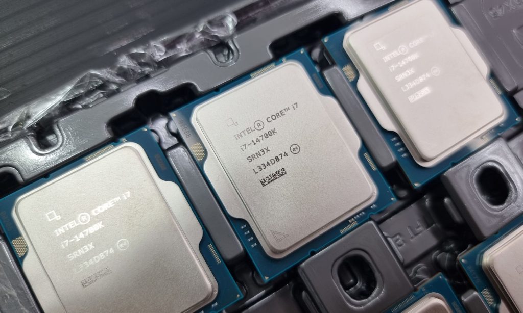 Intel szykuje konkurencję dla Ryzenów X3D. Nawet 108 MB pamięci cache